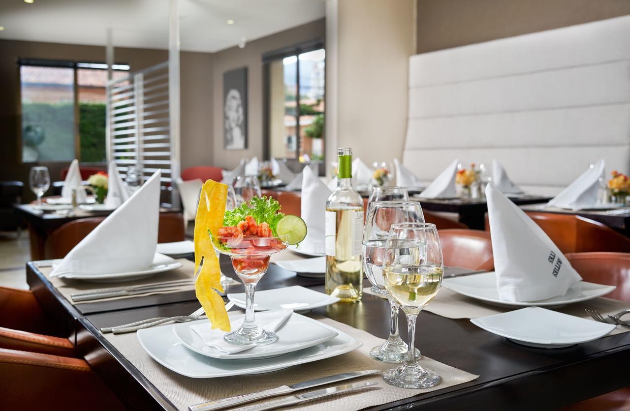 Hotel Celebrities Suites Μπογκοτά Εξωτερικό φωτογραφία